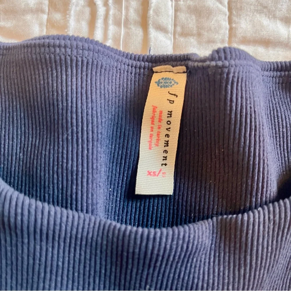 FP Movement Navy Ribbed Cutout Tank Top – Size XS - Picture 3 of 4